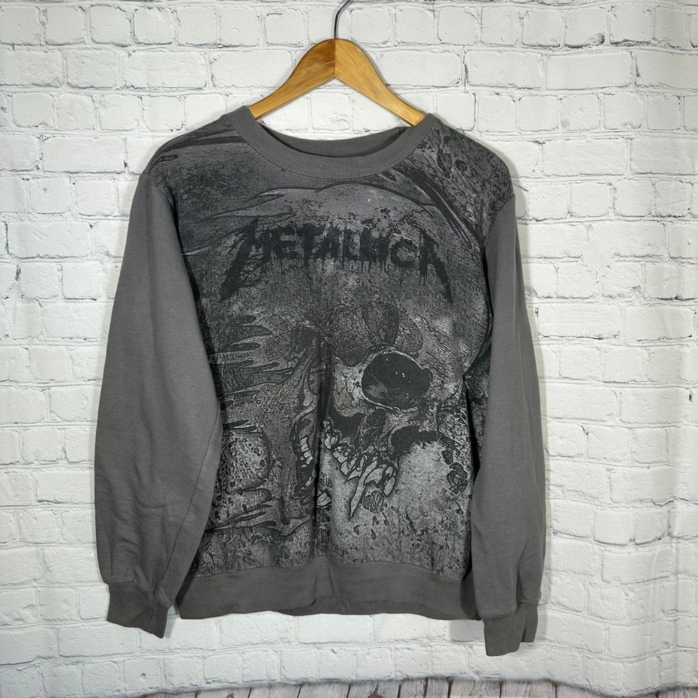 Metallica‎ Graphic Crewneck Sweatshirt Gray Skull Heavy Metal Band Pullover